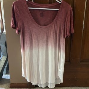 AE ombré flowy tshirt